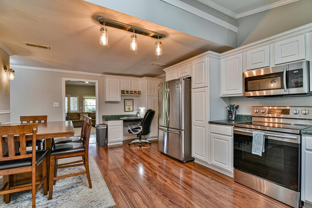 South Asheville Home With Hot Tub Just 11 Miles To Downtown Luaran gambar