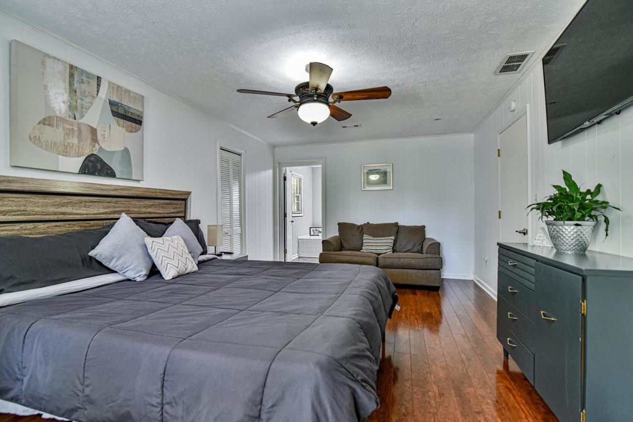 South Asheville Home With Hot Tub Just 11 Miles To Downtown Luaran gambar
