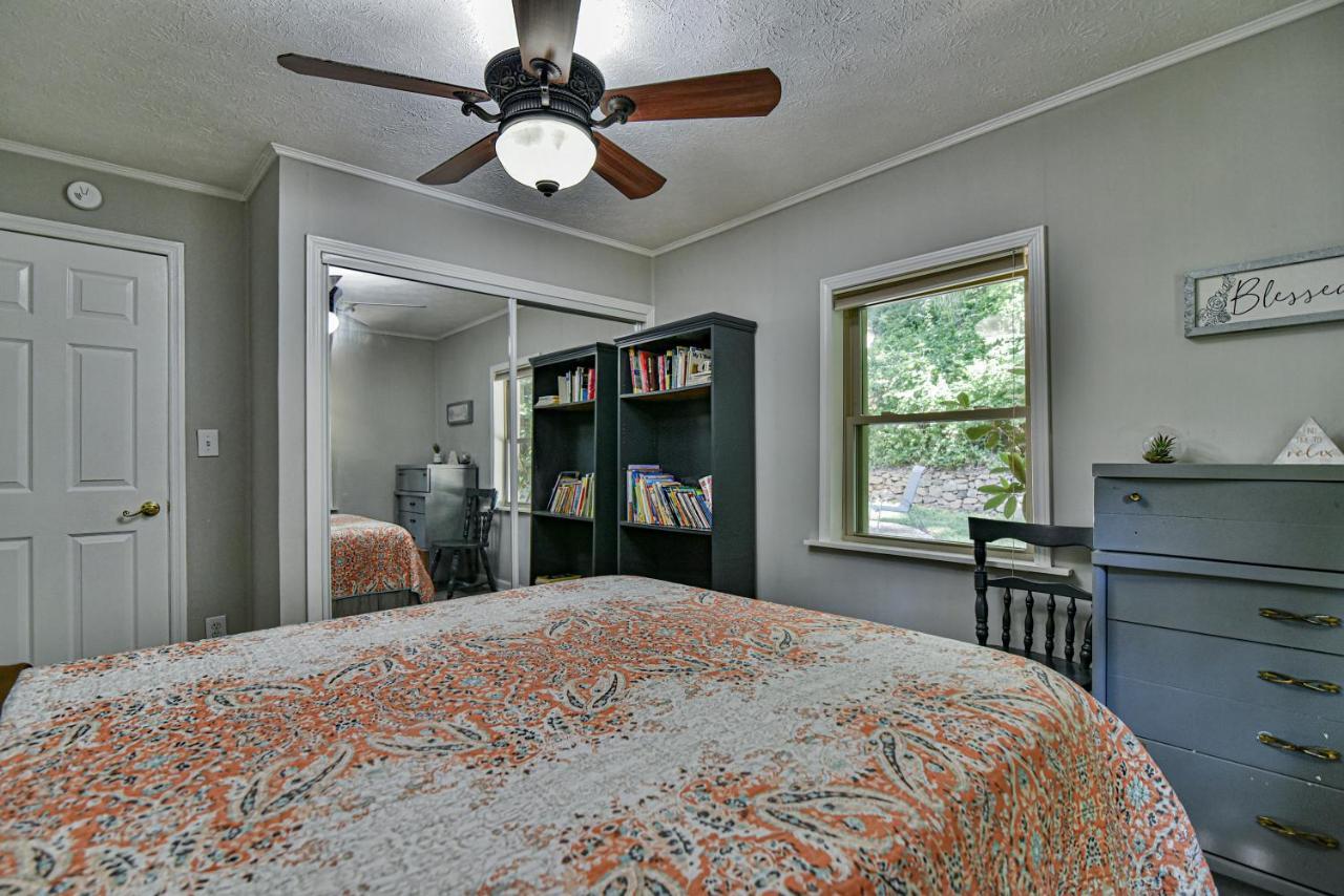 South Asheville Home With Hot Tub Just 11 Miles To Downtown Luaran gambar