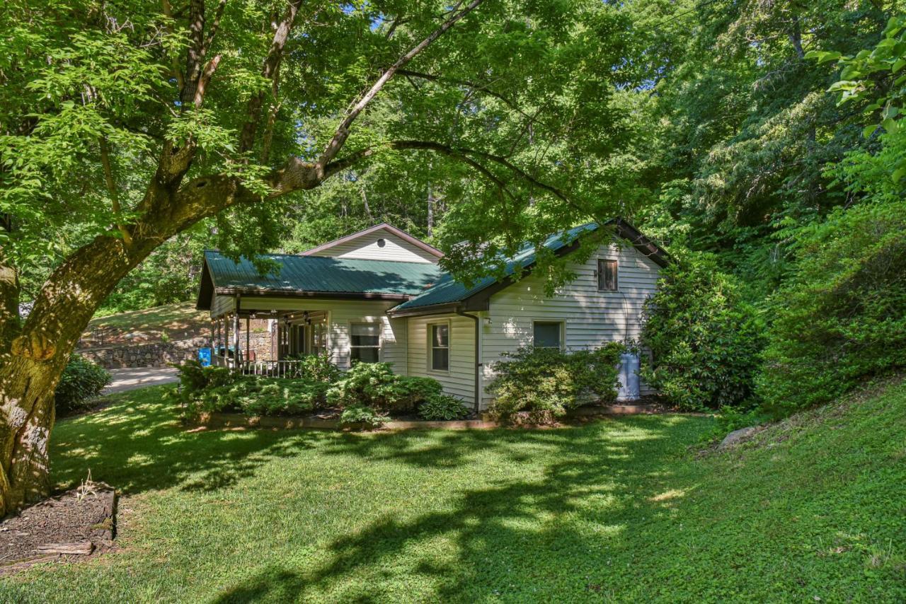 South Asheville Home With Hot Tub Just 11 Miles To Downtown Luaran gambar