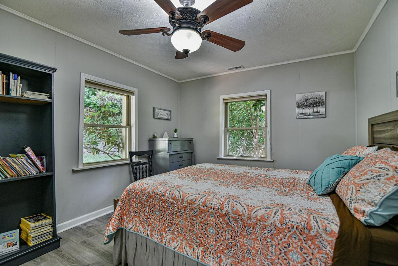 South Asheville Home With Hot Tub Just 11 Miles To Downtown Luaran gambar