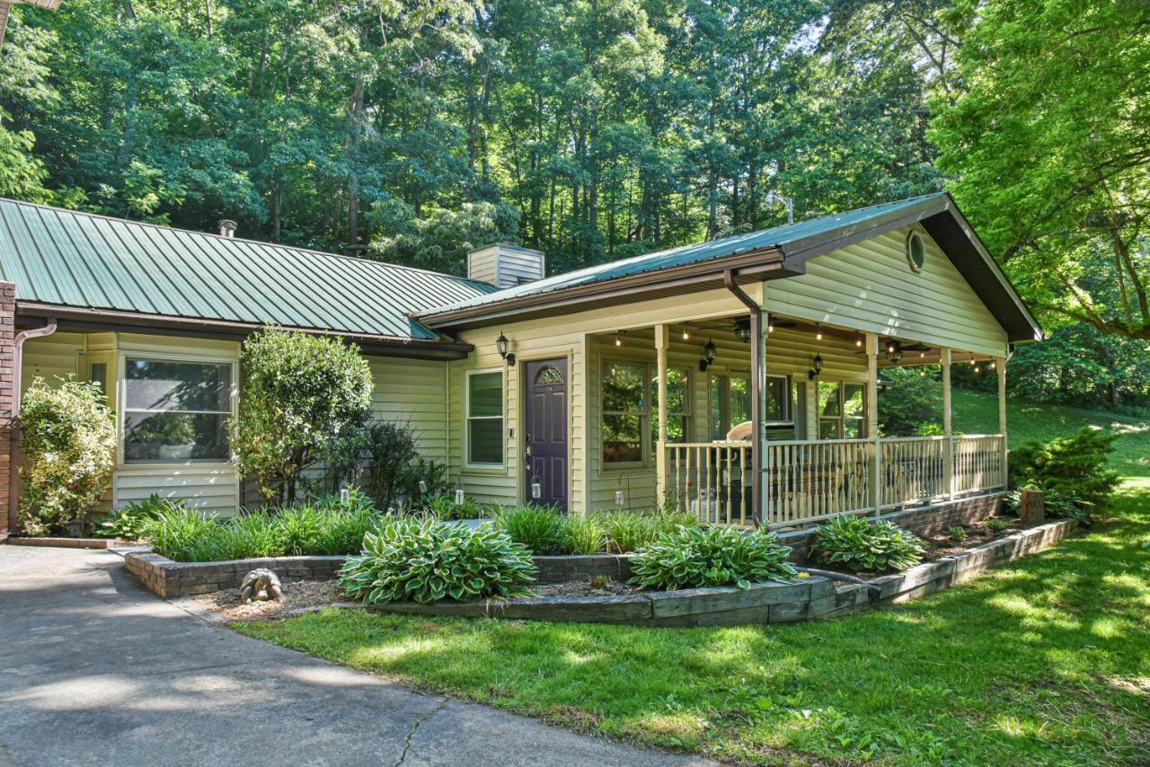 South Asheville Home With Hot Tub Just 11 Miles To Downtown Luaran gambar