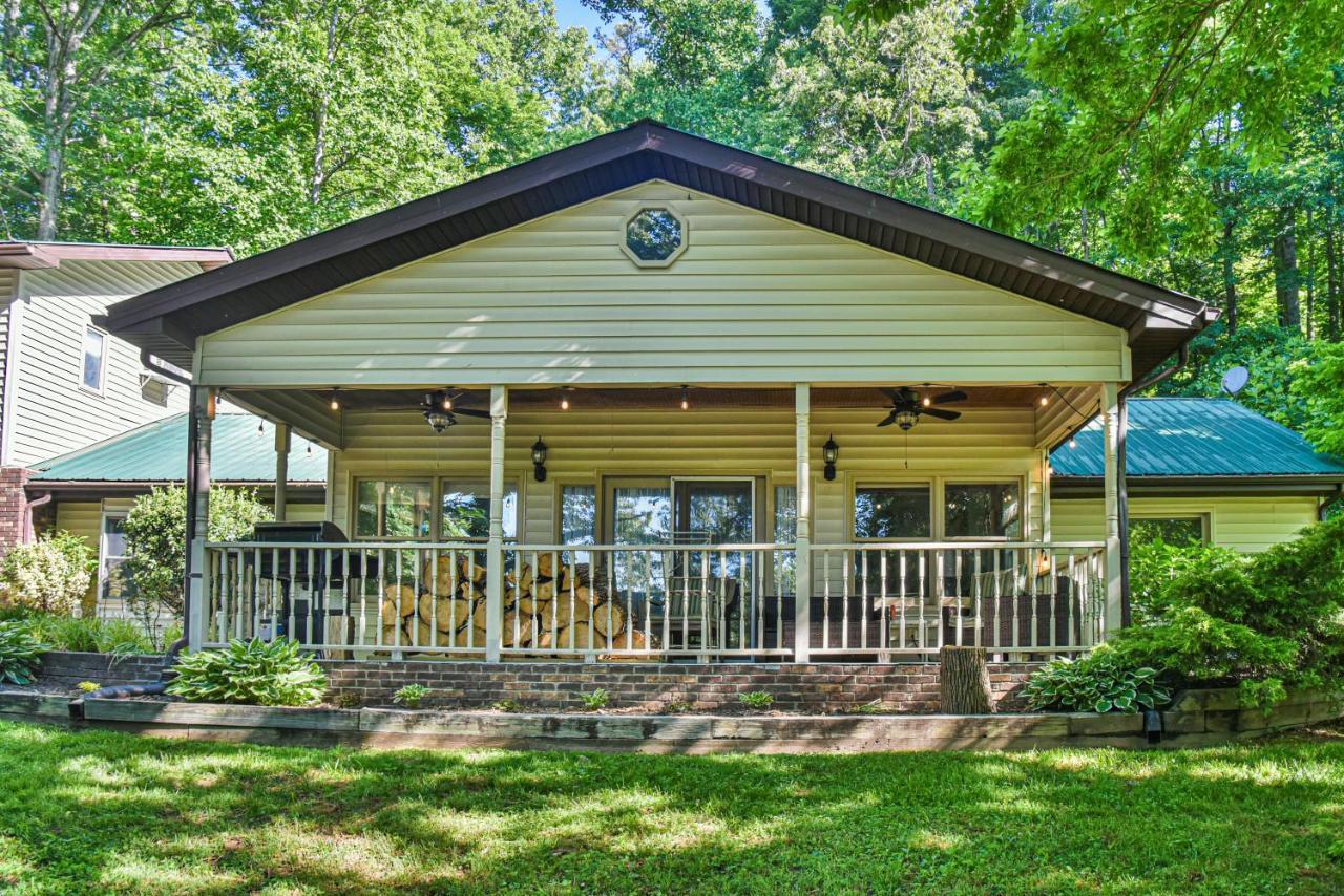 South Asheville Home With Hot Tub Just 11 Miles To Downtown Luaran gambar